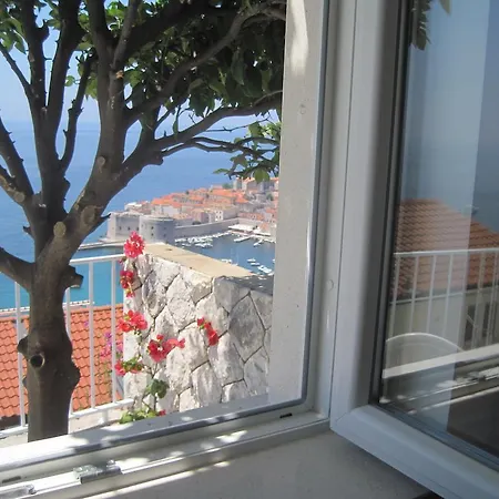 Apartman Luna *